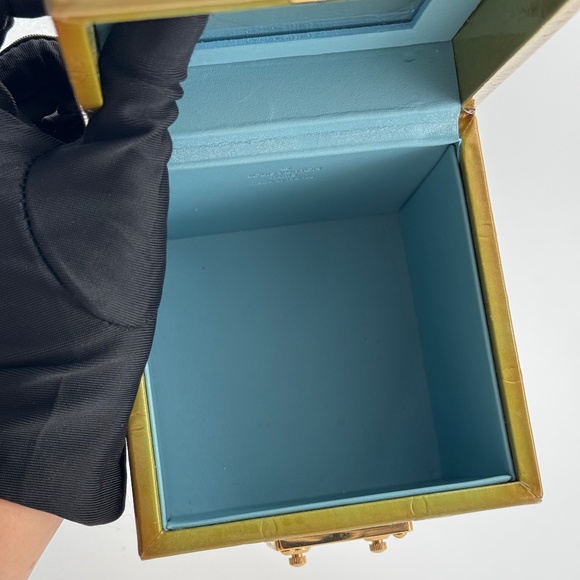 Louis Vuitton Box - Picture 7 of 10